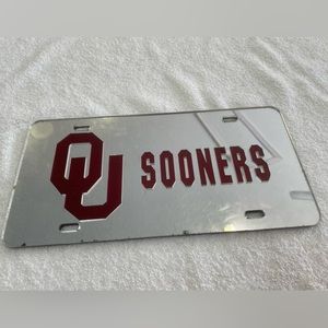 University of Oklahoma Sooners mirrored license plate.